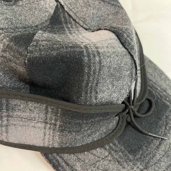 Stormy Kramer Original plaid black gray wool blend 7 7/8 cap made in USA - Picture 1 of 8